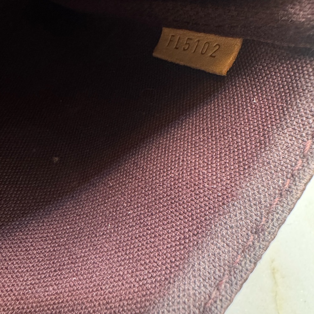 Louis Vuitton Monogram Favorite MM Bag Authentic - Picture 2 of 10